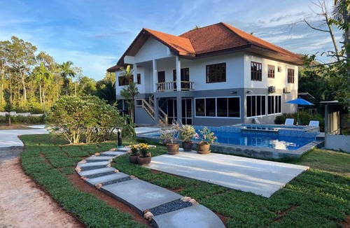 Thong Krut Villa | theorenda 002