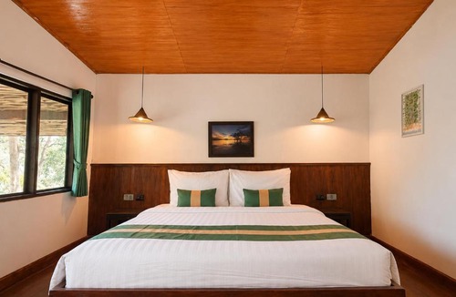 Nuea Khlong Resort | Ting Rai Bay Resort