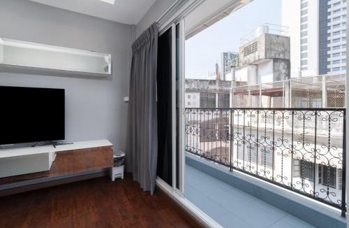 Ratchathewi Apartment | Townhouse 37 in Pratunam Bangkok Soi Ratchaprarop 10