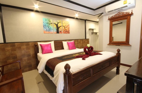 Thani House | TR Guesthouse