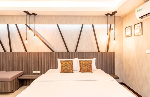 Chom Thong Hotel | Tree Place by Zuzu