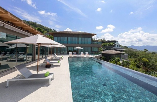 Choeng Thale Villa | Tropical Castle Villa 18 Bedrooms Sea View Layan Phuket