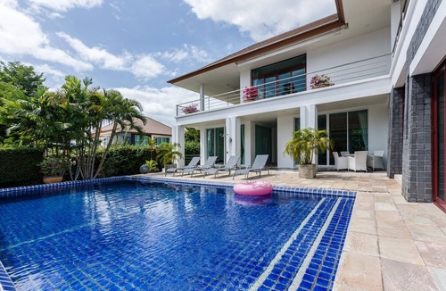 Khao Tao Villa | Unique Pool Villa with 5 Bedrooms and Sea View (PM-C1)