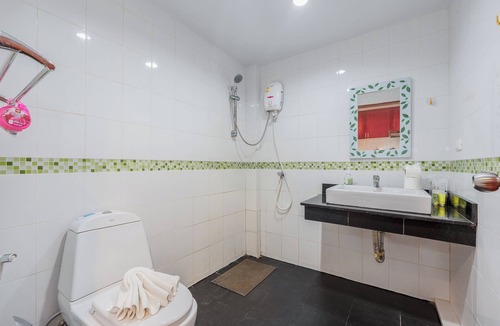 Nai Harn Apartment | Unwind Peaceful Near NaiHarn C200