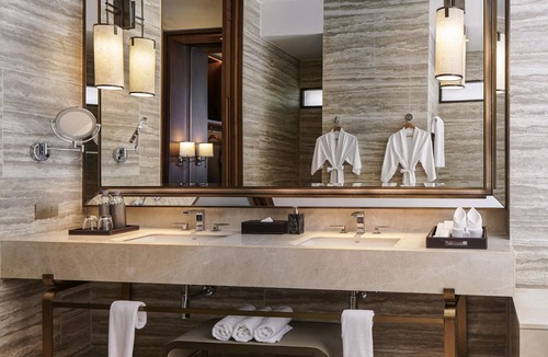 Wichit Hotel | V Villas Phuket - MGallery