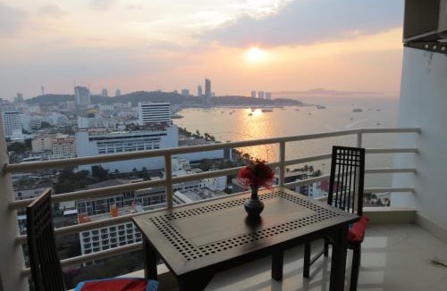 Pattaya Bay Apartment | View Talay 6 Suite Apartments