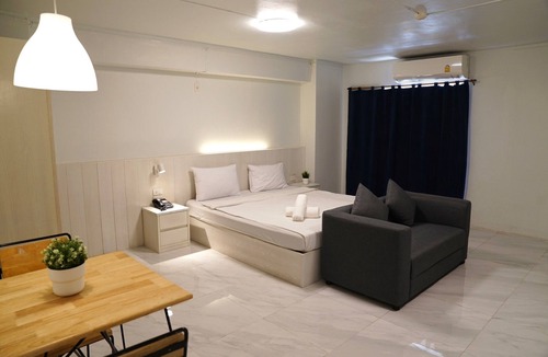 Ramkhamhaeng Hotel | Viewplace Hotel & Residence