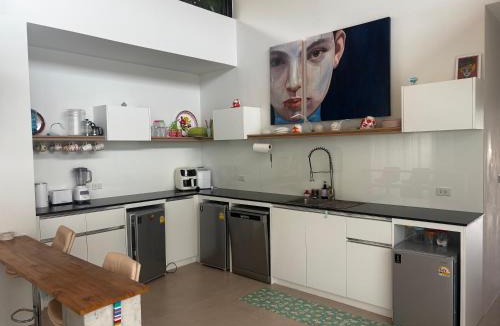 Maret House | VILLA 3 CHAMBRES a partager