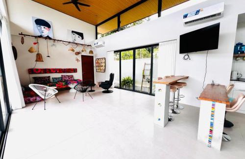 Maret House | VILLA 3 CHAMBRES a partager