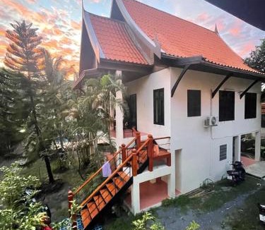 Cherngtalay Villa | Villa Aisawan