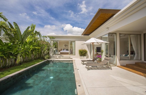 Choeng Thale Villa | Villa Desi "nice & easy"