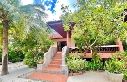 Na Thon House | Villa Dua-Beachfront Sunset Peaceful Garden Villa