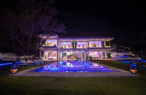 Patong Villa | Villa Enjoy Phuket - new modern Villa in Patong