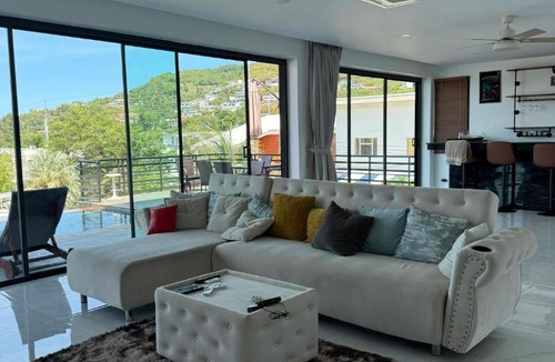 Bophut Hills Villa | Villa Fiesta, 5bd, palace