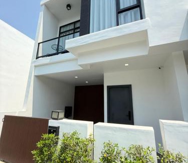 North Pattaya Villa | Villa La Richie - Luxury Townhouse in a comfortable area