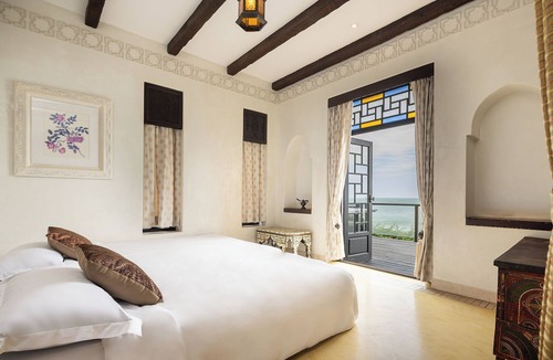 Pak Nam Pran Hotel | Villa Maroc Resort