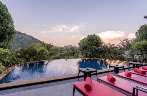 Chalong Villa | Villa Nap Dau Crown Private Pool Villa Phuket