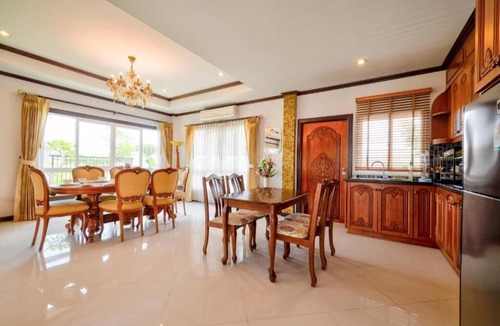 Nong Pla Lai Villa | Villa Nautica Pattaya - 4BR Pool Villa With Private Boathouse