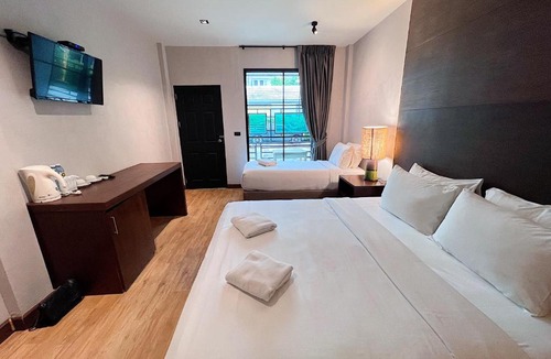 South Pattaya Hotel | Villa Navin Beach Resort