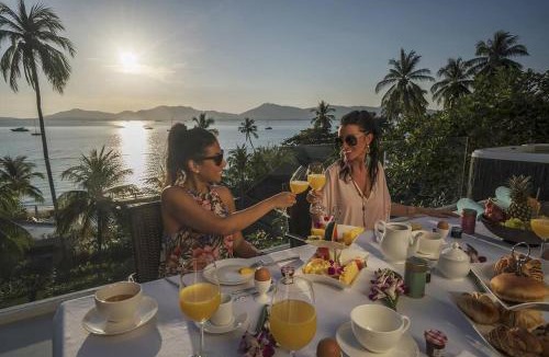Wichit Villa | Villa Nirvana - Beachfront Tropical Chic 4BR Haven in Cape Panwa, Phuket