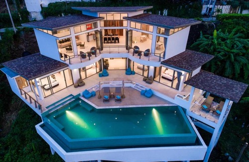 Bophut Hills Villa | Villa Pearl by SP Villa Management