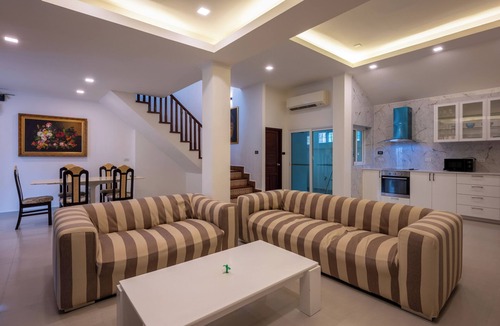Pratumnak Hill Villa | Villa Phratamnak