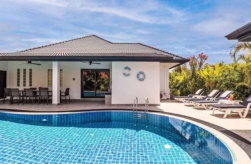 Nong Prue House | Villa Sabai in der Nähe von Meer und Zentrum by Interhome