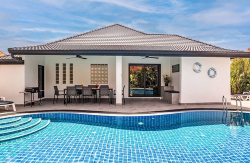 Nong Prue House | Villa Sabai in der Nähe von Meer und Zentrum by Interhome