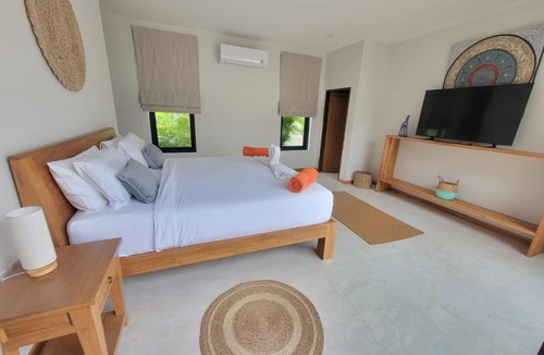 Lamai City Center Villa | Villa Yolo - Piscine Privée - 5 minutes de marche à pied - Lamai