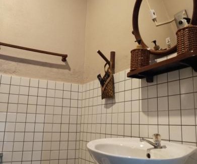 Nong Khiaw House | Vinla Guesthouse & Backpackers Hostel