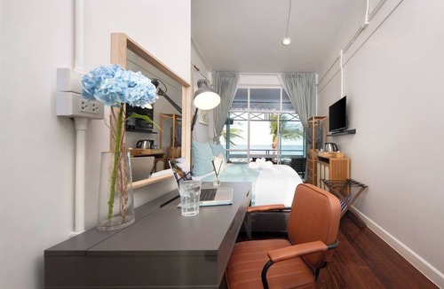Hua Hin House | Wander at Bayside 19 | Upstairs Sea-View King Room (sleeps up to 4)