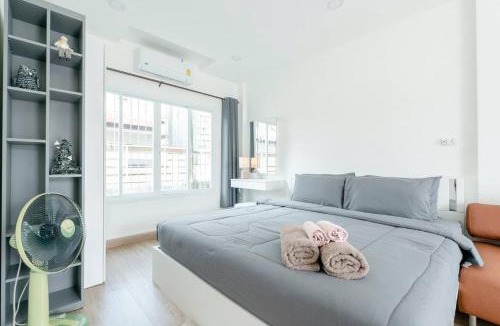 Chalong Apartment | White House Apartment - Chalong