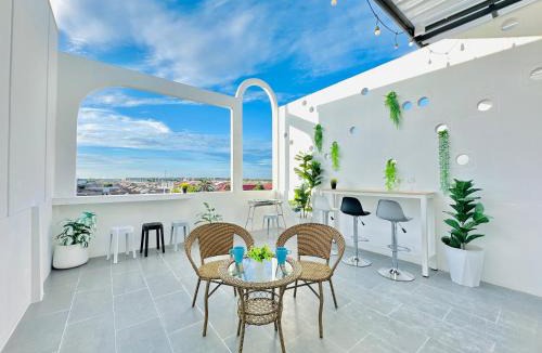 Sai Mai Villa | White House31 EntireHouse & Rooftop DMK Airport & BTS BKK