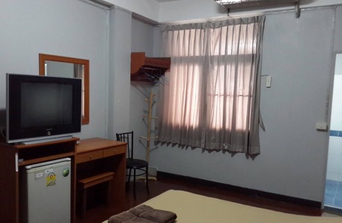 Nana Hotel | White Orchid Inn