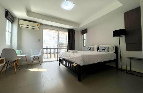 Wang Burapha Phirom Apartment | WinTel MRT Samyot - วินเทล สามยอด