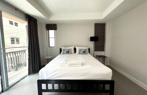 Wang Burapha Phirom Apartment | WinTel MRT Samyot - วินเทล สามยอด