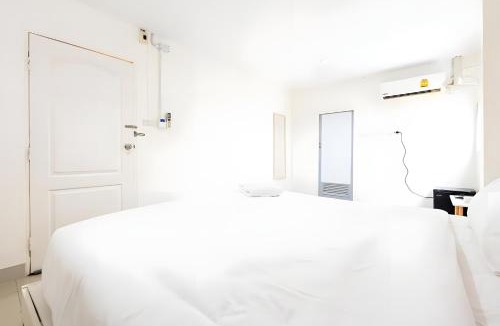 Nana Apartment | XX Roy Inn Sukhumvit BTS Nana 3 - สุขุมวิท BTS นานา ซอย 3