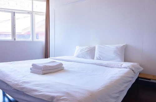 Chang Moi Apartment | XXGO INN Thaphae Chiang Mai - กำแพงดิน