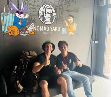 Wat Sam Phraya Apartment | XXNomad Yard Hostel Khaosan โนแมด ยาร์ด โฮสเทล ข้าวสาร