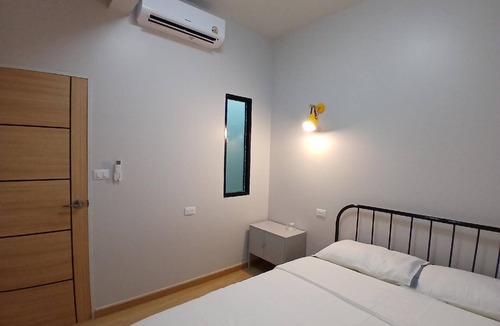 Bang Khae Nuea House | YOOSABAI HOSTEL AND GUESTHOUSE