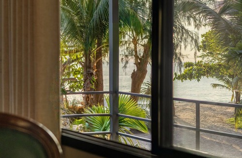 Hin Hong House | Zen Beach Boutique Home