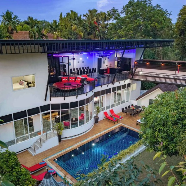 Luxury villa mountain view 10BR/Private chef available in Soi Themrat Chalong Muang