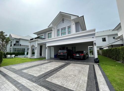 บ้านพักหรู ใกล้สนามบินสุวรรณภูมิ พักได้สูงสุด 10 คน