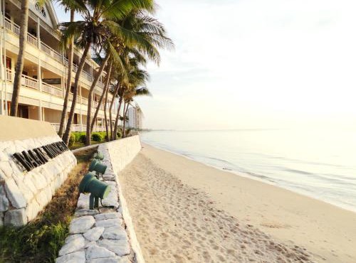 บ้านมนชเลชะอำ ติดชายหาด Baan Monchale