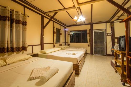 บ้านสวนศรเพชร in Khao Kho