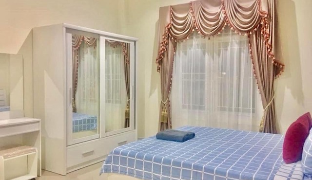บ้านแสนรักโฮมสเตย์สัตหีบ