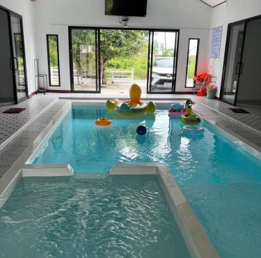 ปะป๊า Pool Villa องครักษ์