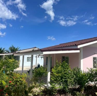 226 House Ao Noi