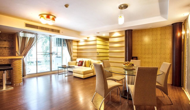 2B - Short-Term Rental Allowed - Downtown Bkk Serviced Apartment in Krung Thep Maha Nakhon