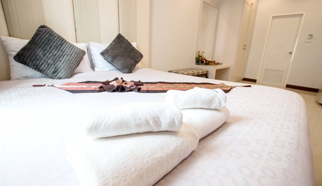 3 Bedrooms Private home